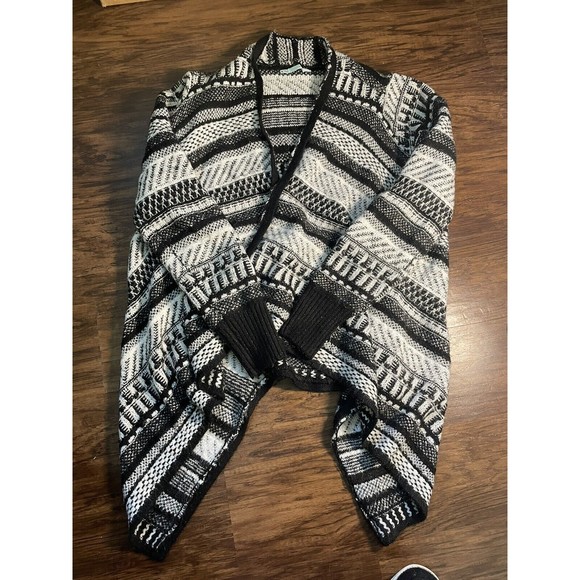 Maurices Sweaters - Maurice’s Black And White cardigan Medium